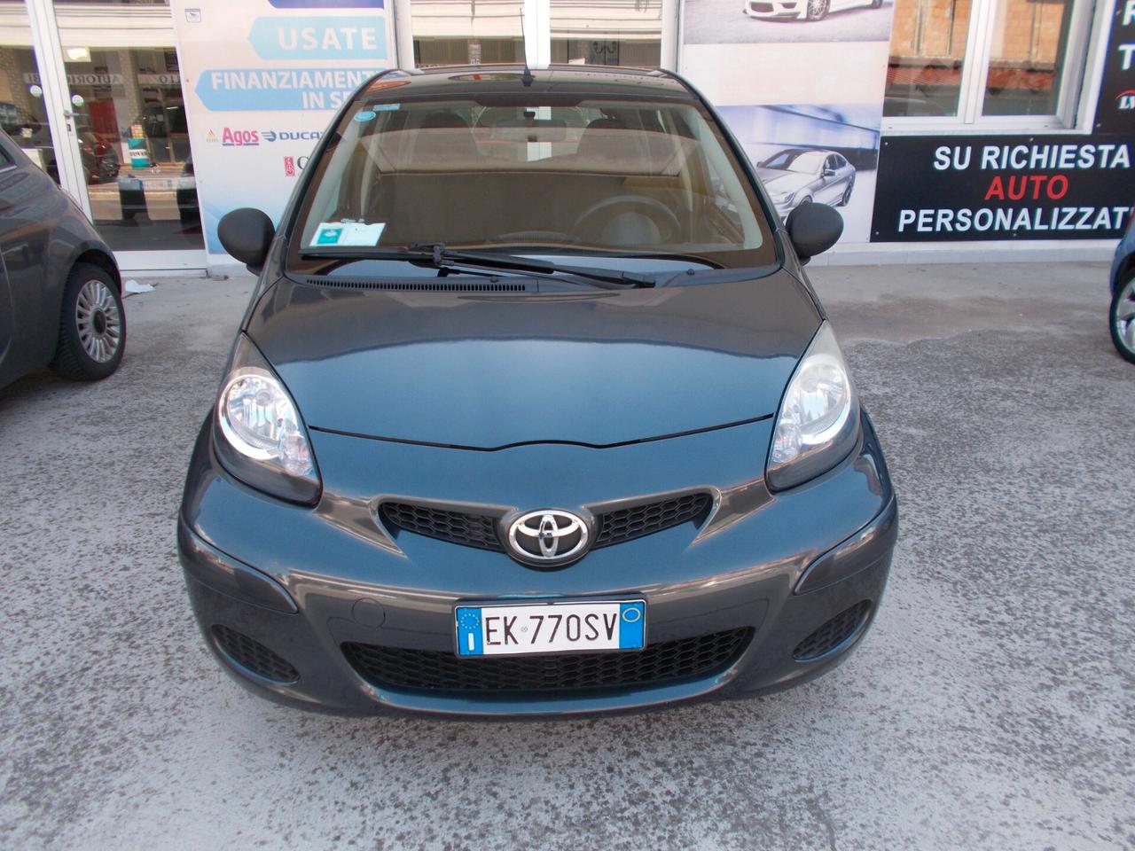 Toyota Aygo 1.0 12V VVT-i 5 porte Lounge