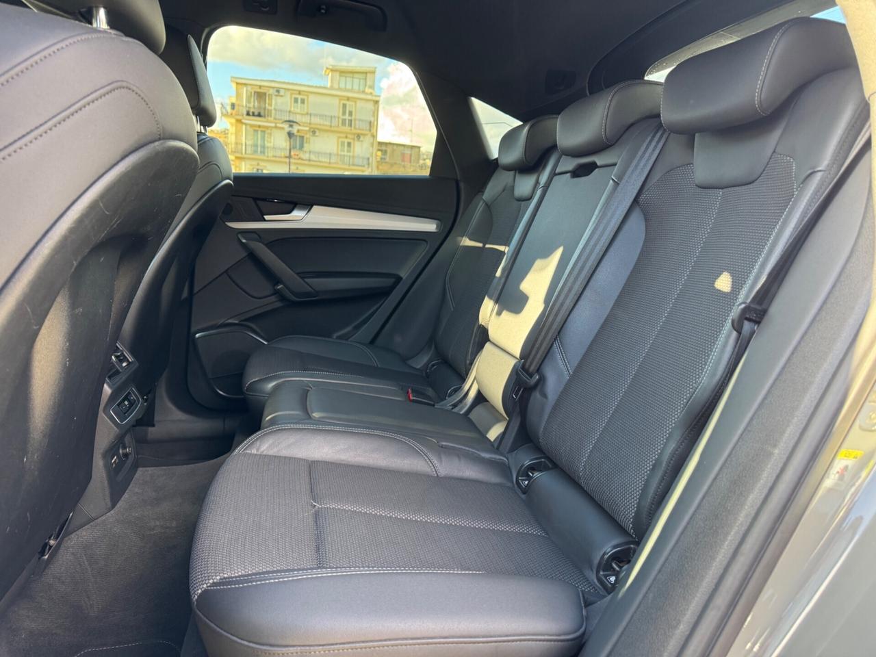 AUDI Q5 SPORTBACK 50 TFSI 299 CV S-LINE FULL IVA ESPOSTA