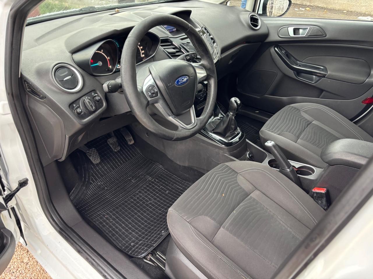 FORD FIESTA 1.5 TDCI 75CV TITANIUM