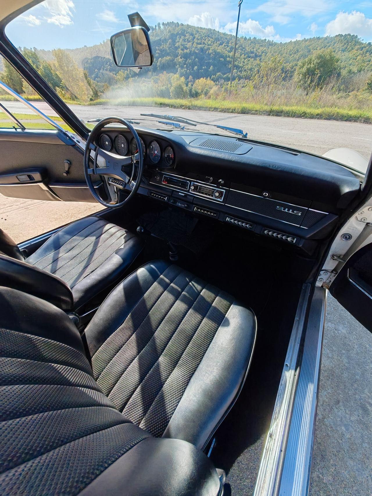 Porsche 911 2.2 S (PERMUTE)