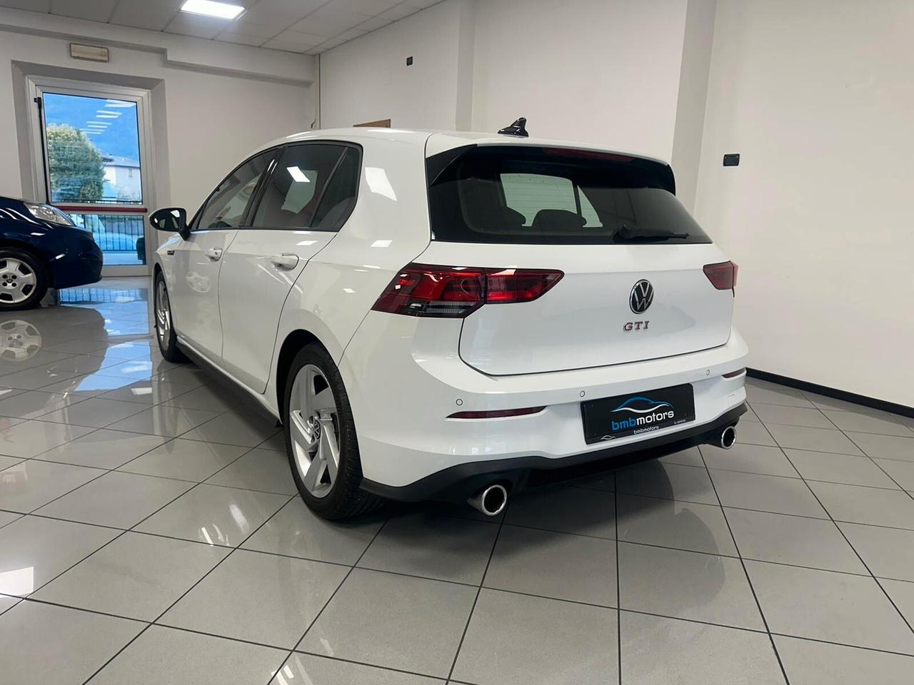 Volkswagen Golf GTI 2.0 TSI