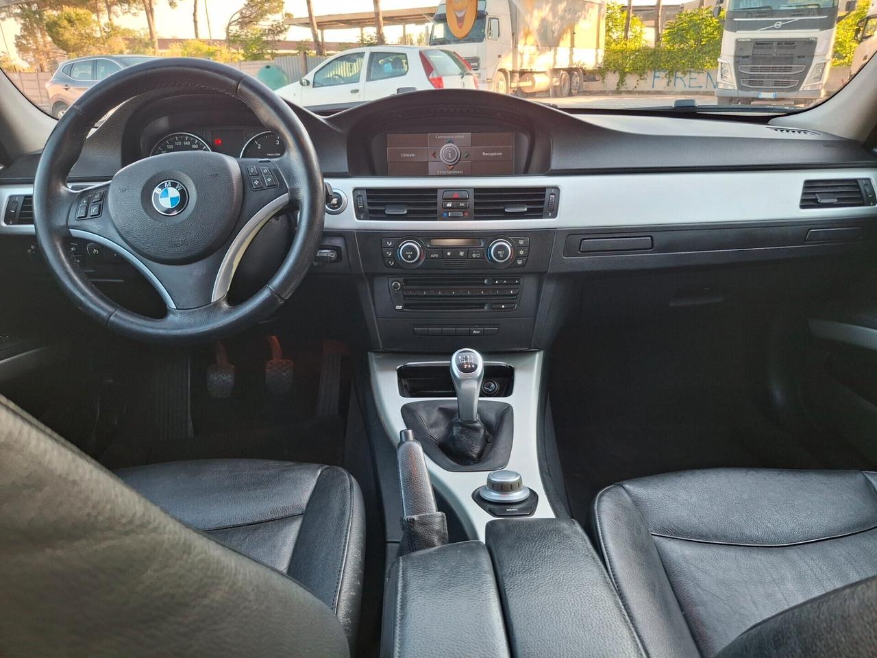 Bmw 318d cat Touring MSport-NAVIGATORE-PELLE-