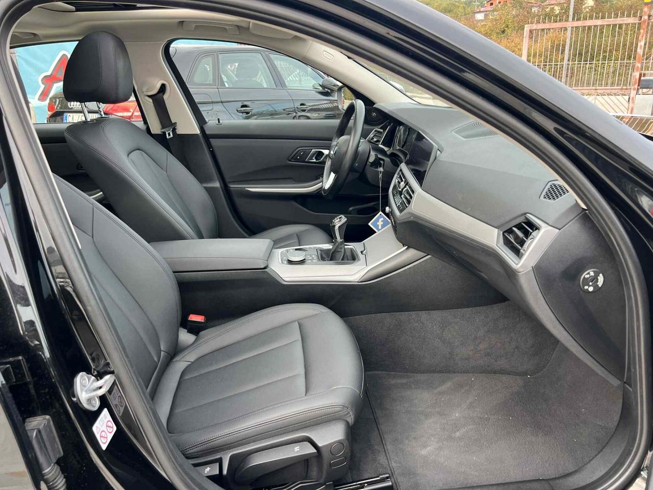 Bmw 318 D 136CV 6M -PELLE-HARMAN K-TETTO A
