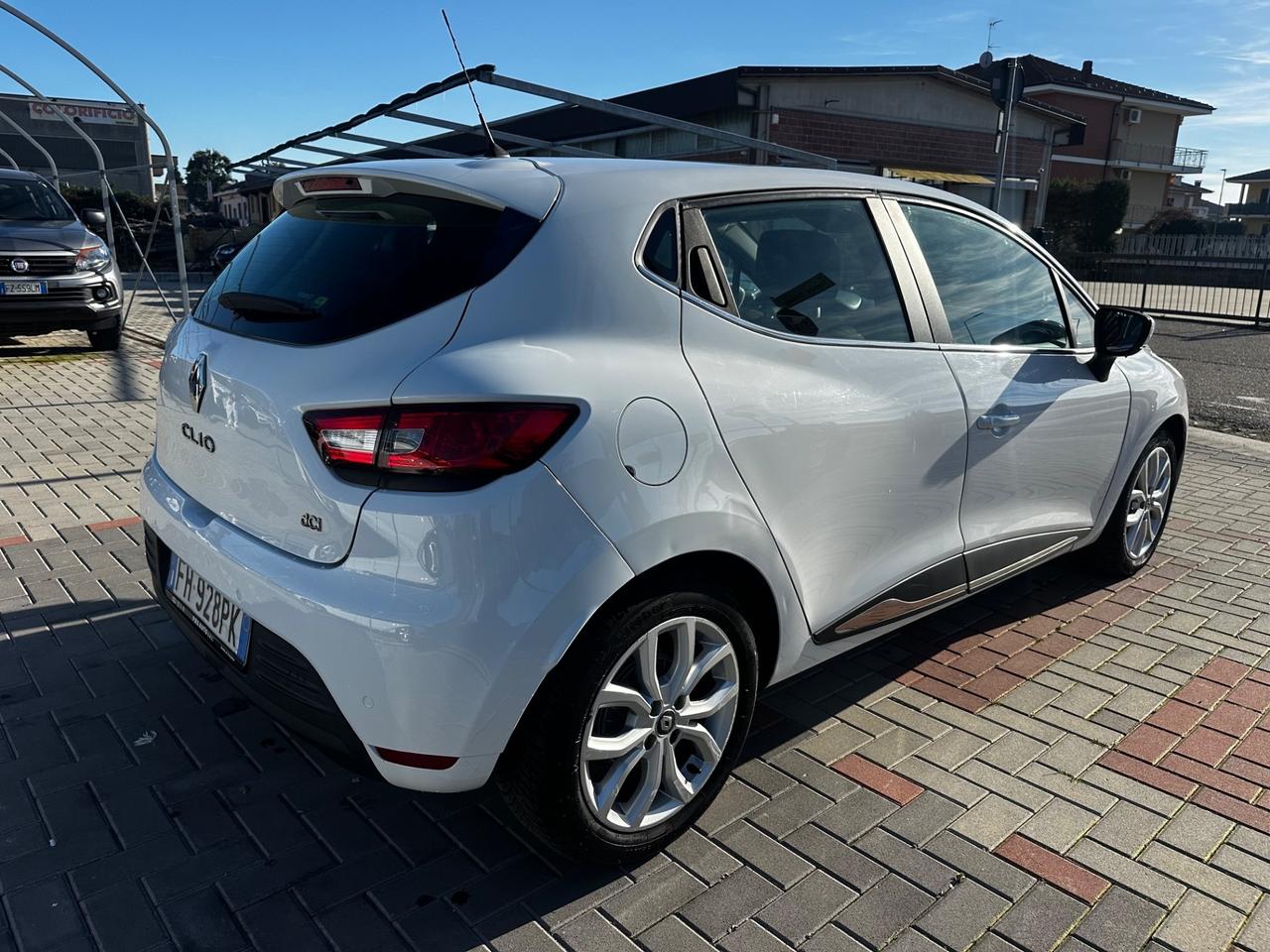 Renault Clio dCi 90CV AUTOMATICA*NEOPENTATI