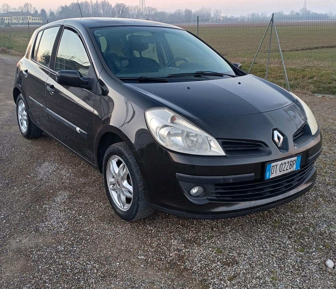 Renault Clio 1.2 16V TCE 100CV 5 porte GPL Le Iene