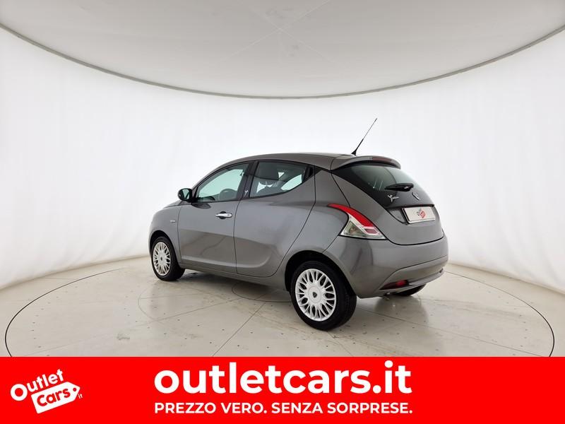 Lancia Ypsilon 1.2 silver 69cv