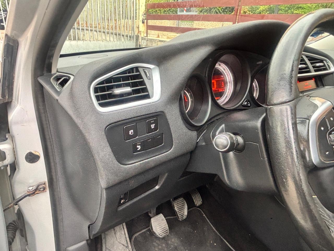 Citroen C4 1.4 VTi 95 Seduction