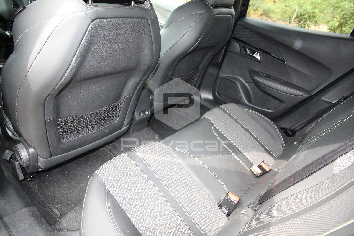 PEUGEOT 2008 PureTech 130 S&S EAT8 GT