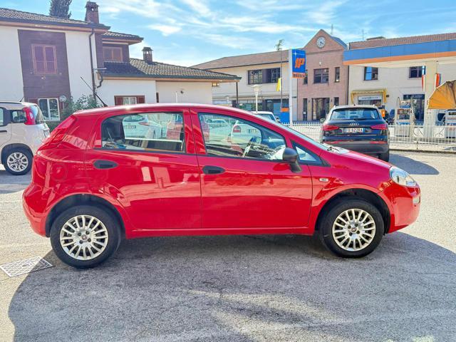 FIAT Punto 1.4 8V 5 porte Natural Power Street
