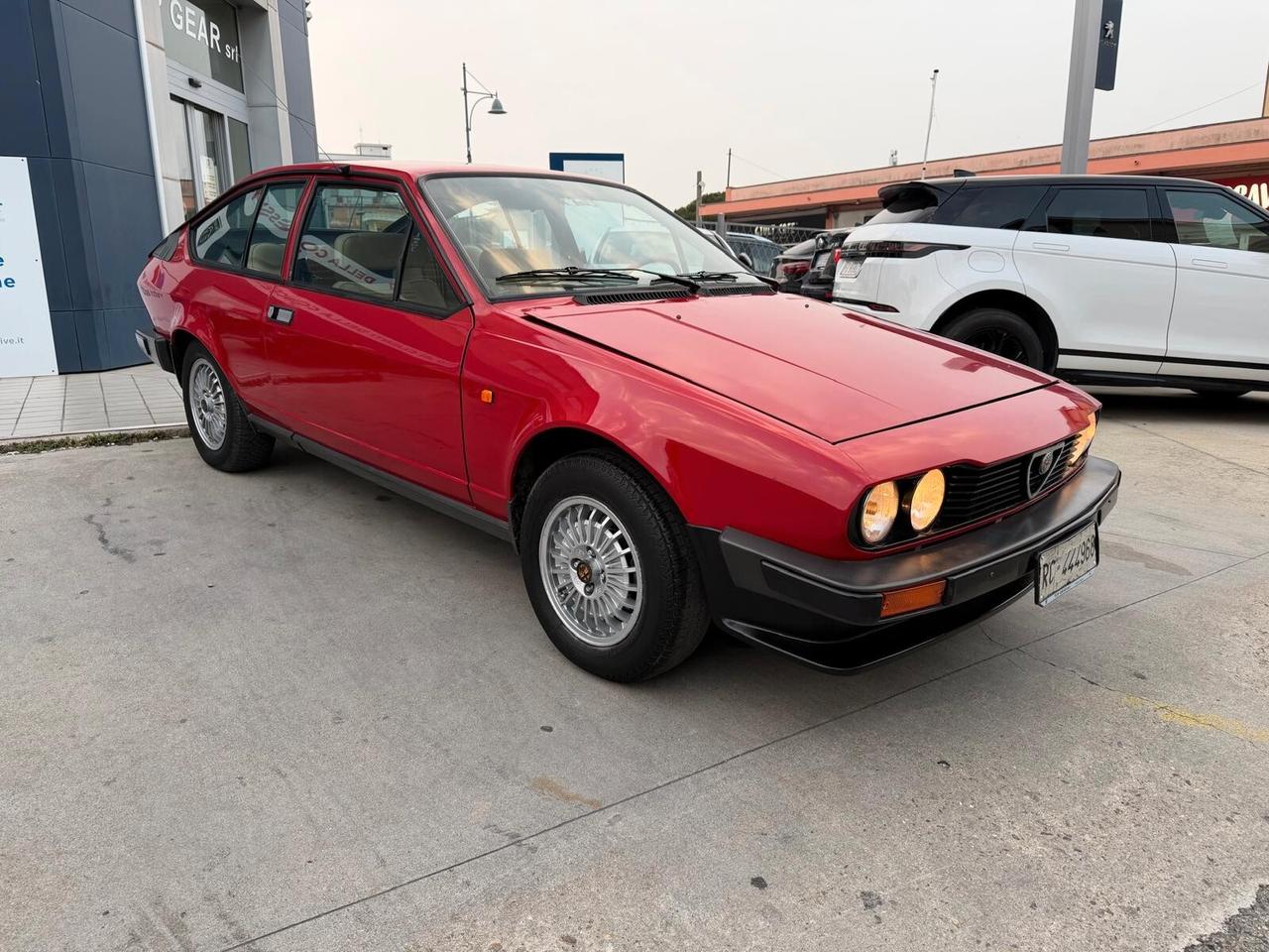 Alfa Romeo GTV 2.0