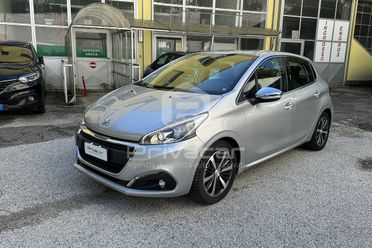 PEUGEOT 208 PureTech 82 5 porte Allure