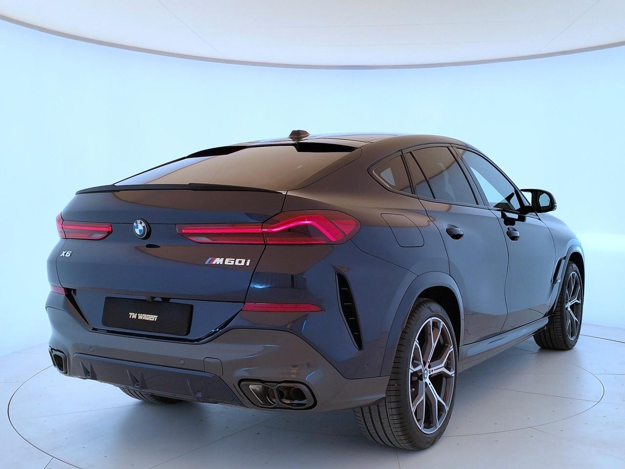 BMW X6 M60i auto - IVA ESPOSTA