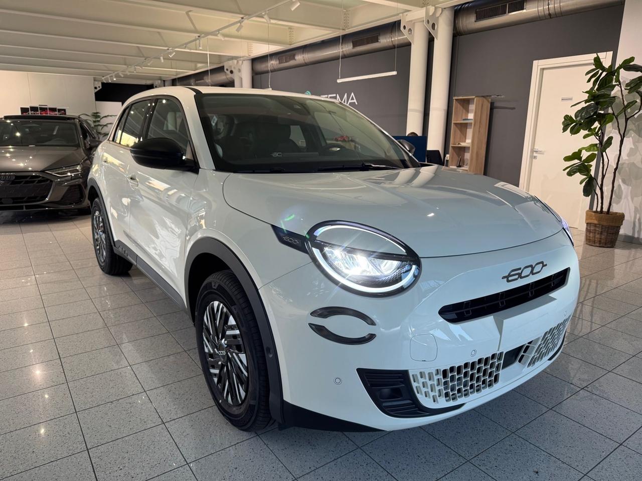 FIAT 600 IV 2023 Hybrid DCT MHEV - VARI COLORI!