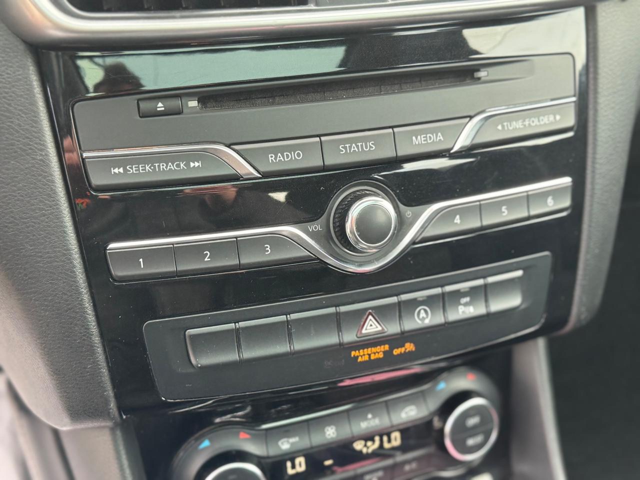 INFINITI Q30 1.5 D 110 CV PREMIUM TETTO