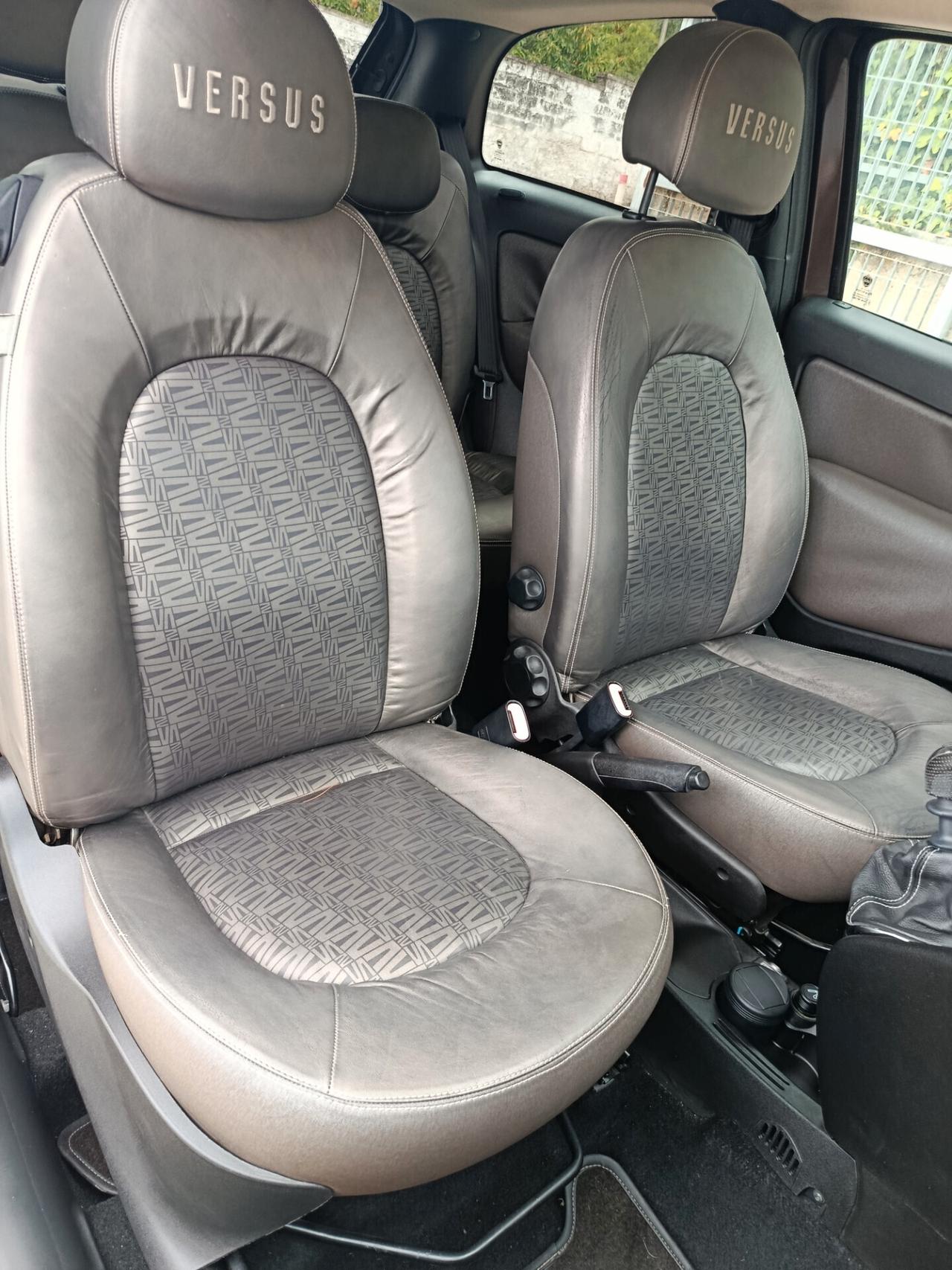 Lancia Ypsilon 1.2 versus
