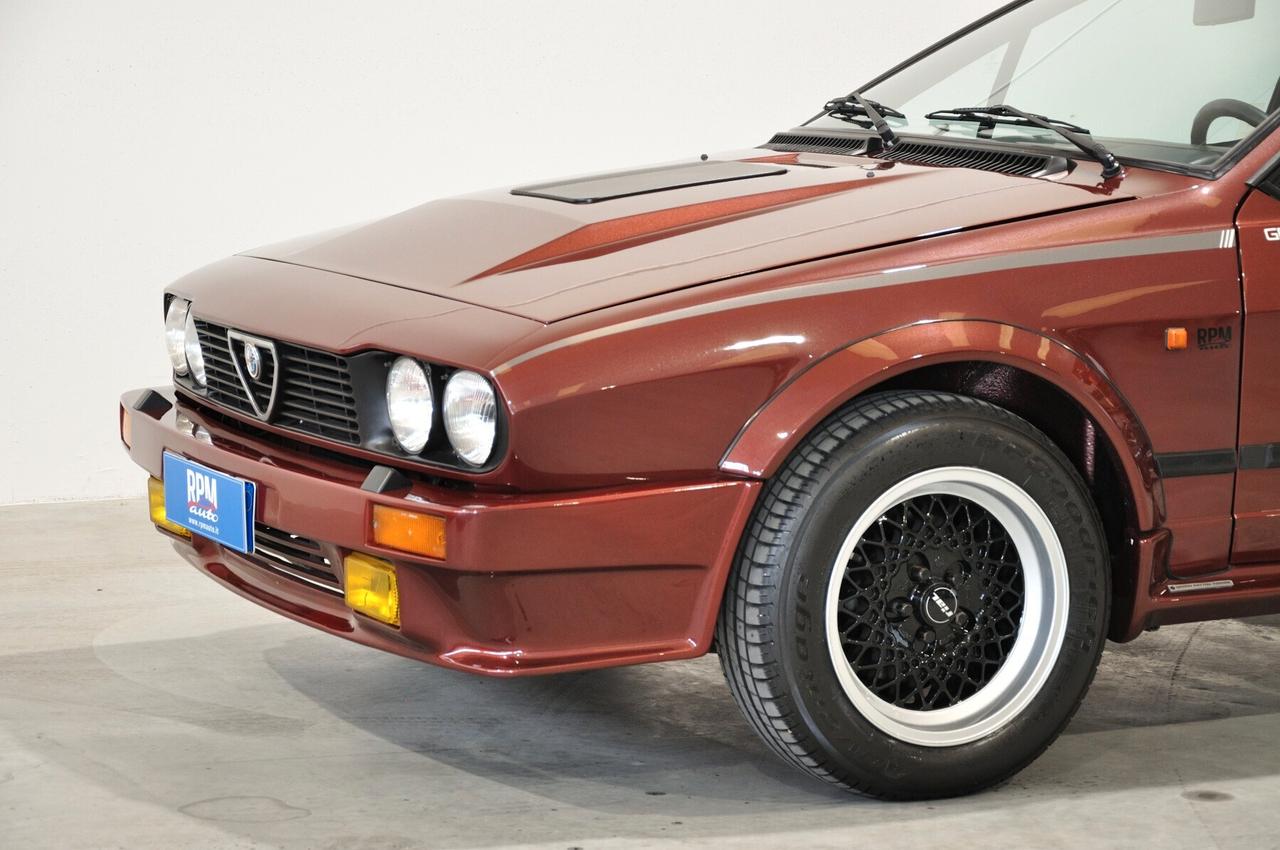 Alfa Romeo GTV6 2.5i Grand Prix restauro totale CRS