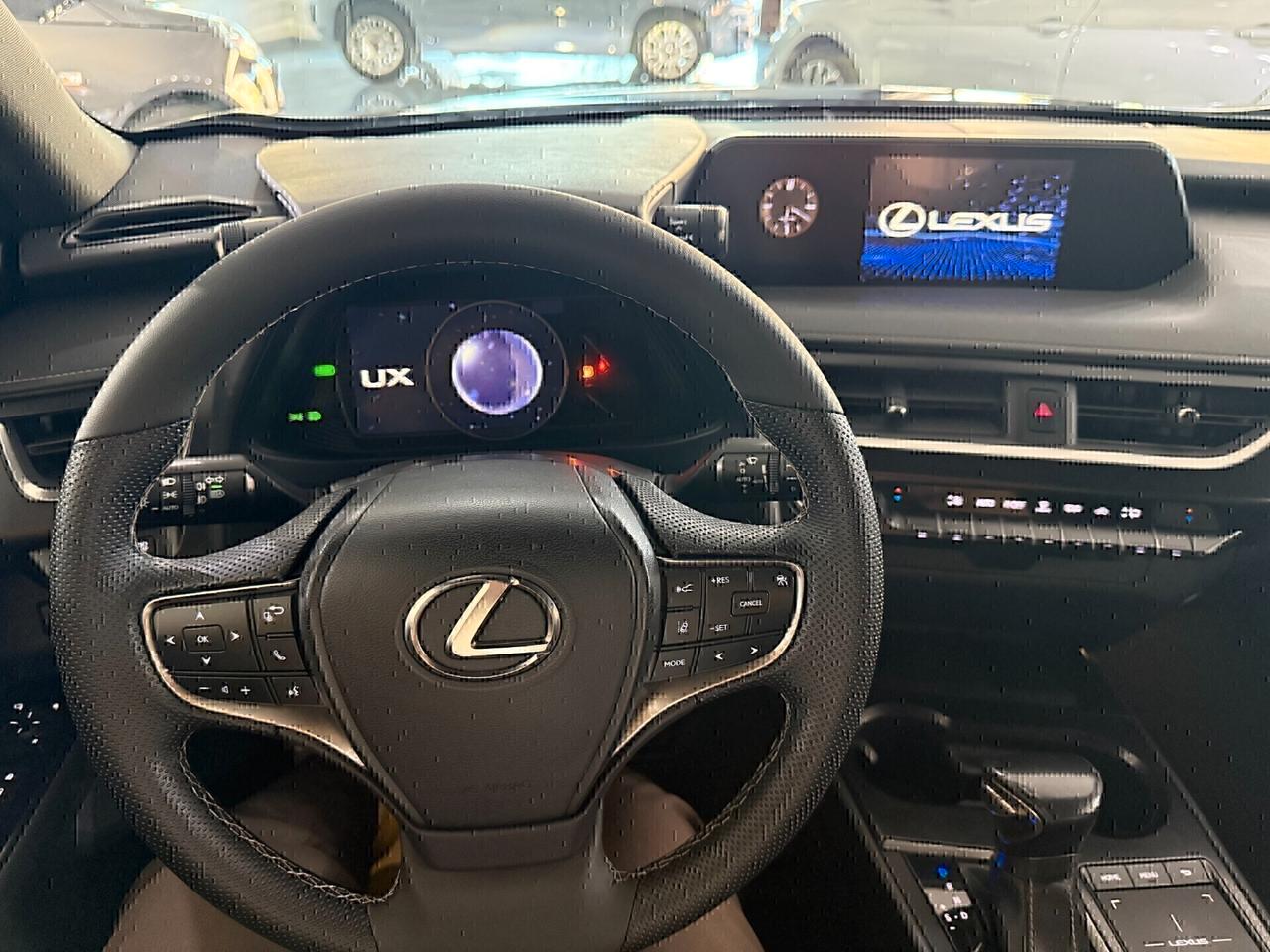 Lexus UX UX Hybrid Executive