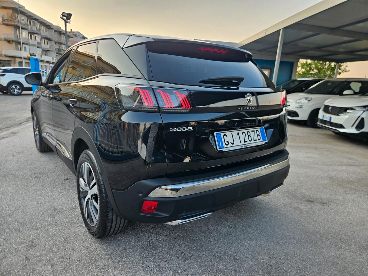 Peugeot 3008 BlueHDi 130 S&S EAT8 Allure