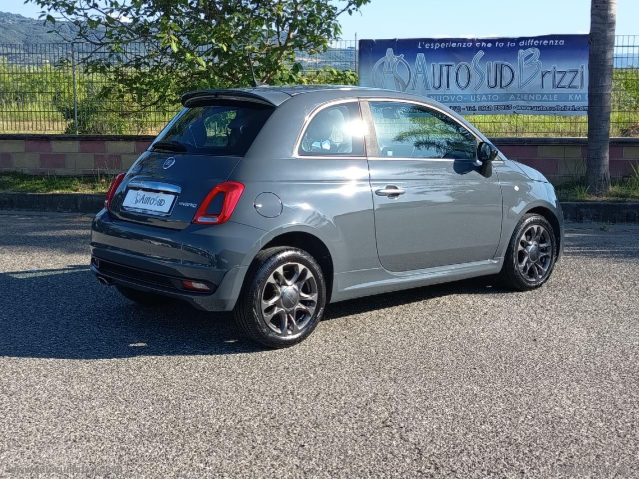 FIAT 500 1.0 Hybrid Connect