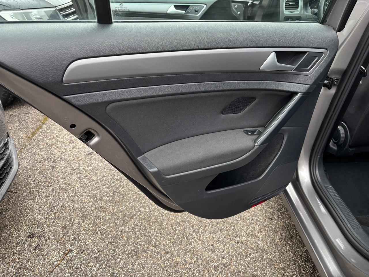 Volkswagen Golf 1.6 TDI 90 CV 5p. OK Neopatentati