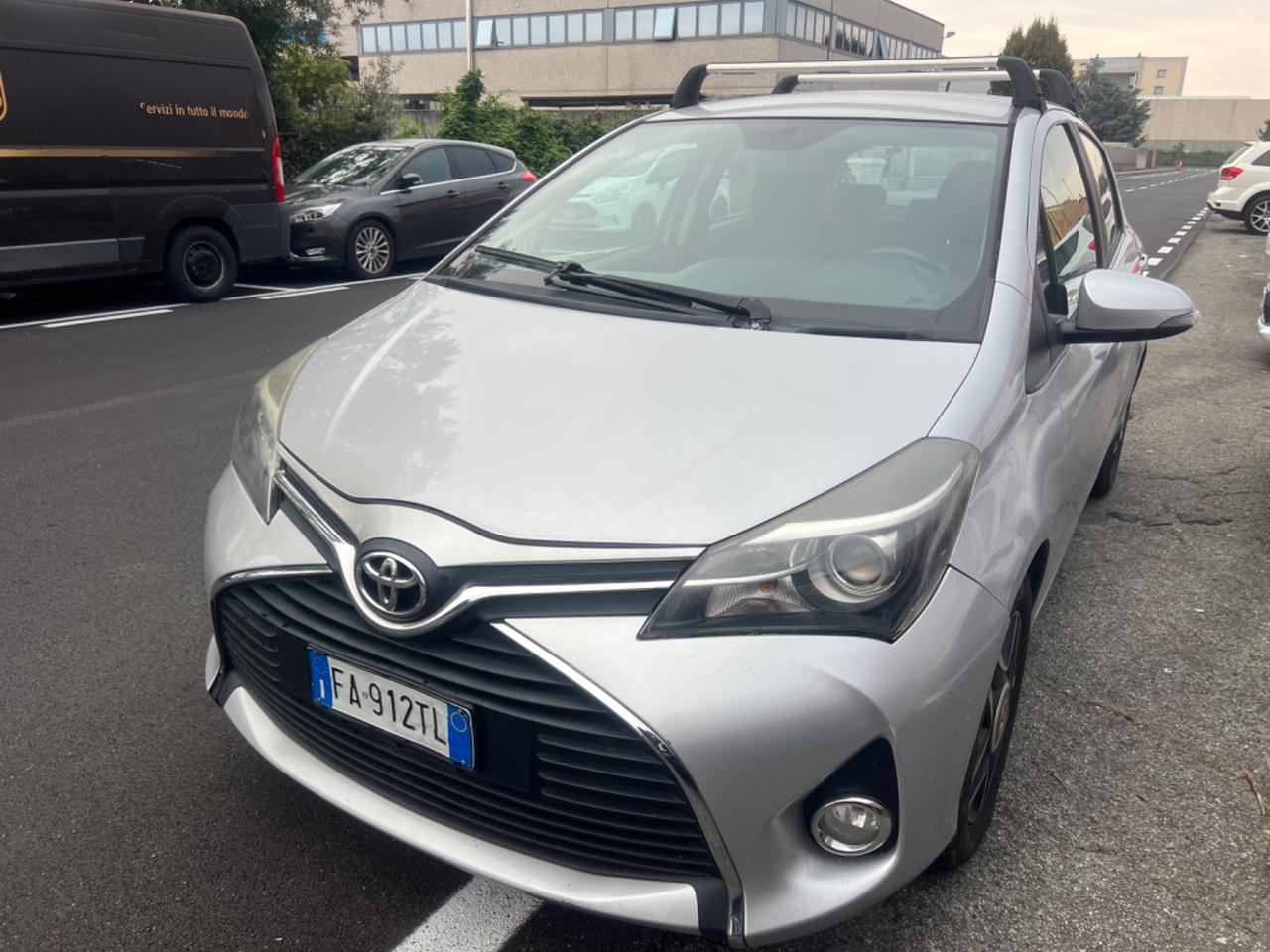 Toyota Yaris 1.0 5 porte Lounge