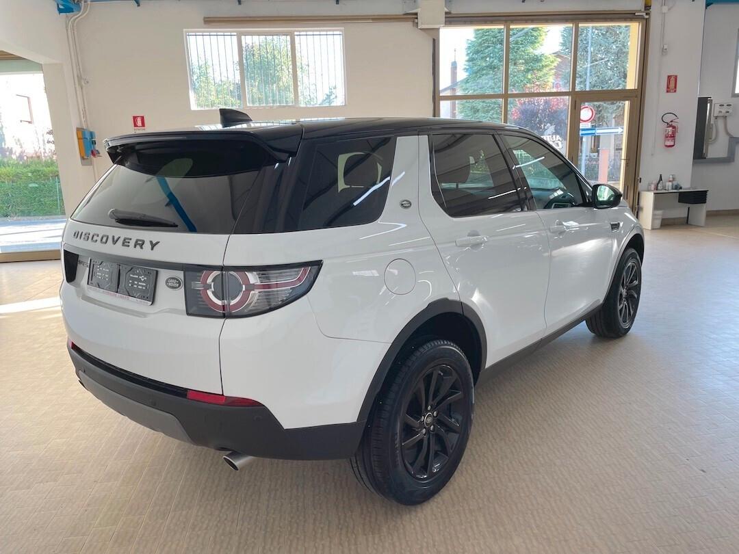 Land Rover Discovery Sport 2.0 TD4 150 CV Black Pack