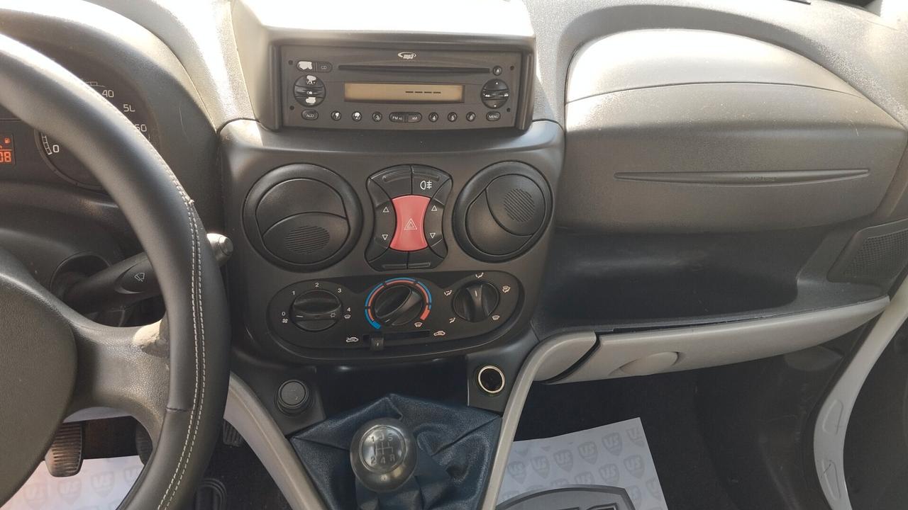 FIAT DOBLO' 1.3 MTJ-AUTOC-2009