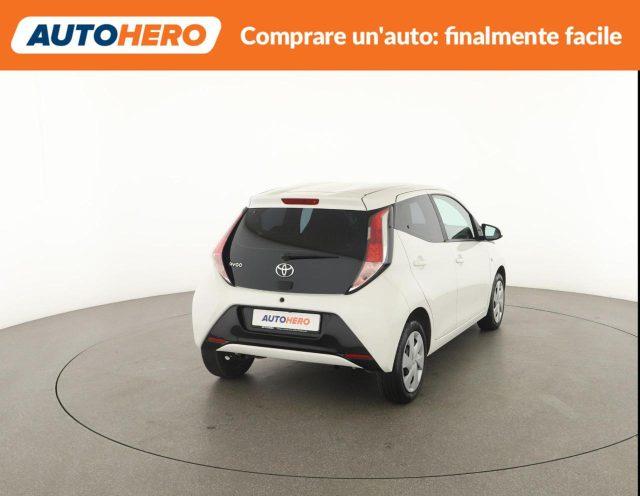 TOYOTA Aygo 1.0 VVT-i 69 CV 5 porte x-play TSS