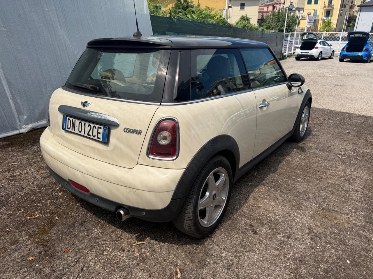 Mini 1.6 16V Cooper Chili