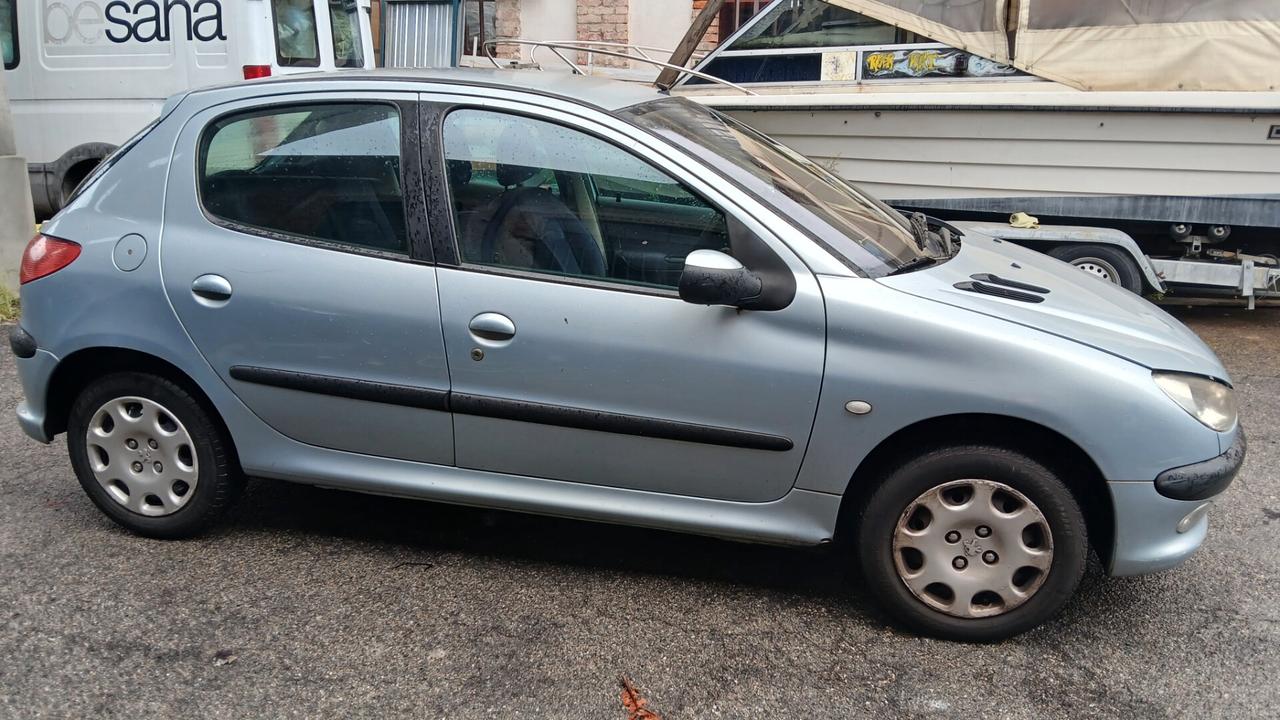 Peugeot 206 1.1 5p. XT KM 38000
