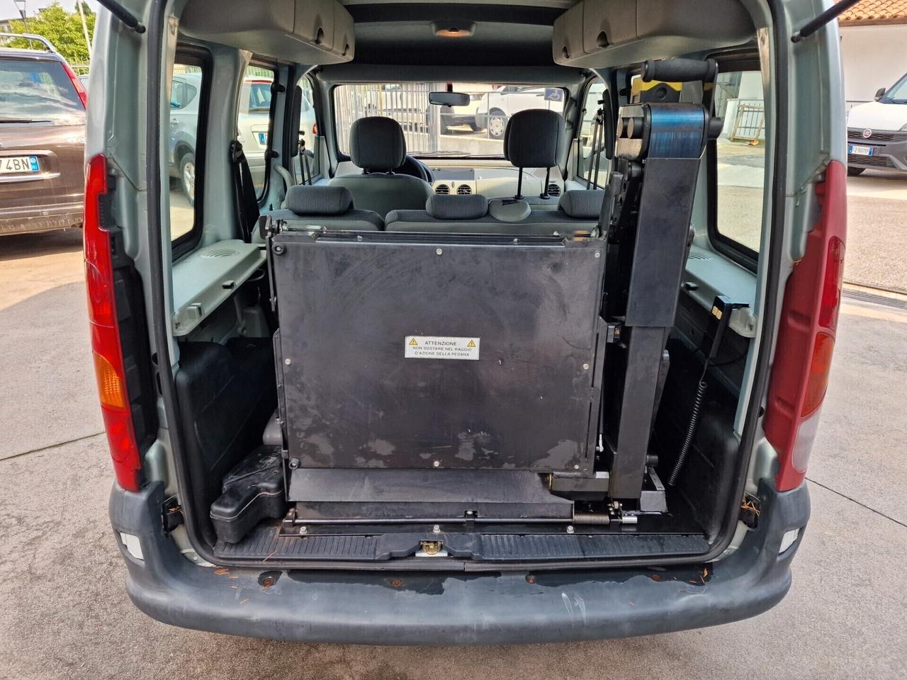 Renault Kangoo 1.2 16V TRASPORTO DISABILI