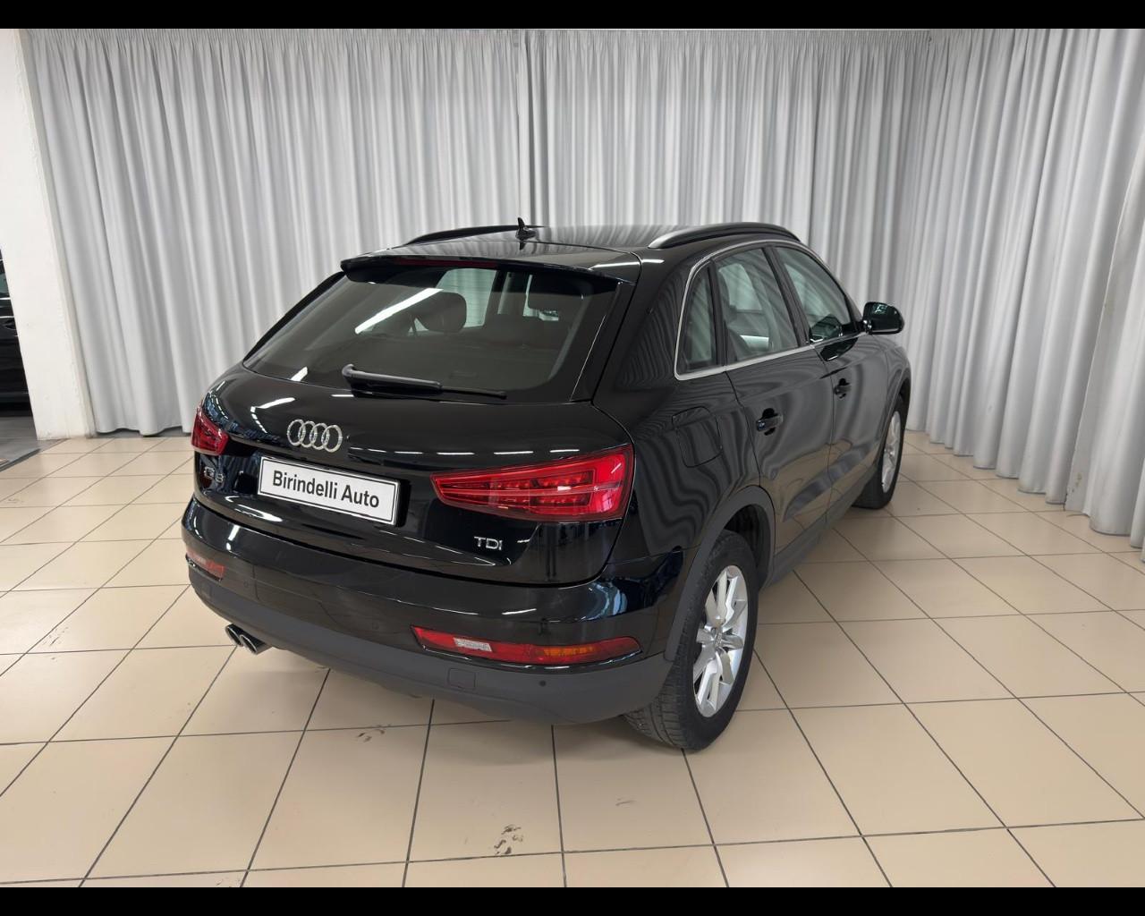 AUDI Q3 - Q3 2.0 TDI 120 CV Business