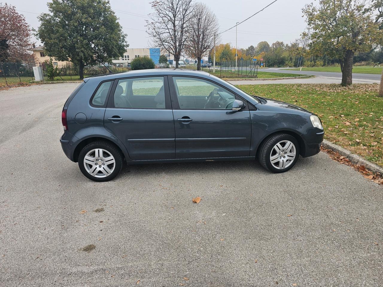 Volkswagen Polo 1.4/80CV 16V 5p. Comfortline