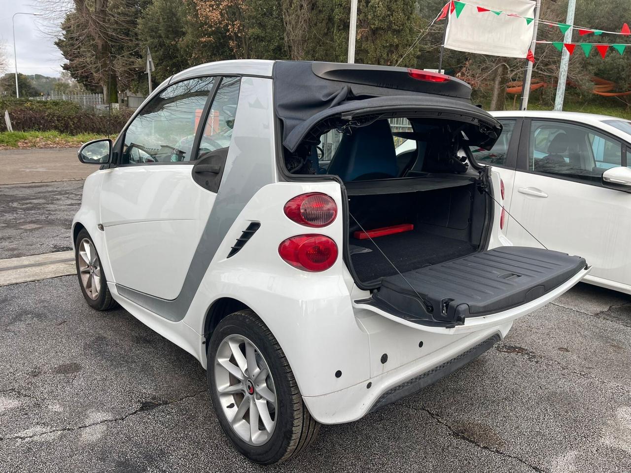 Smart ForTwo 1000 52 kW MHD cabrio passion