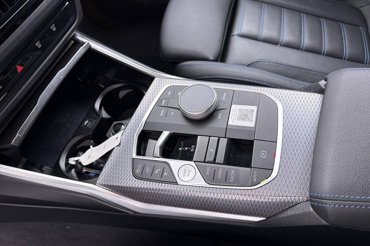 BMW 330 e Touring MSport auto