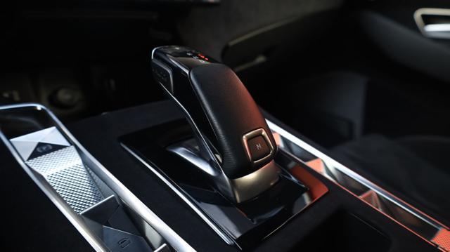 DS AUTOMOBILES DS 7 Crossback ds7 BlueHDi 130 aut. Performance Line