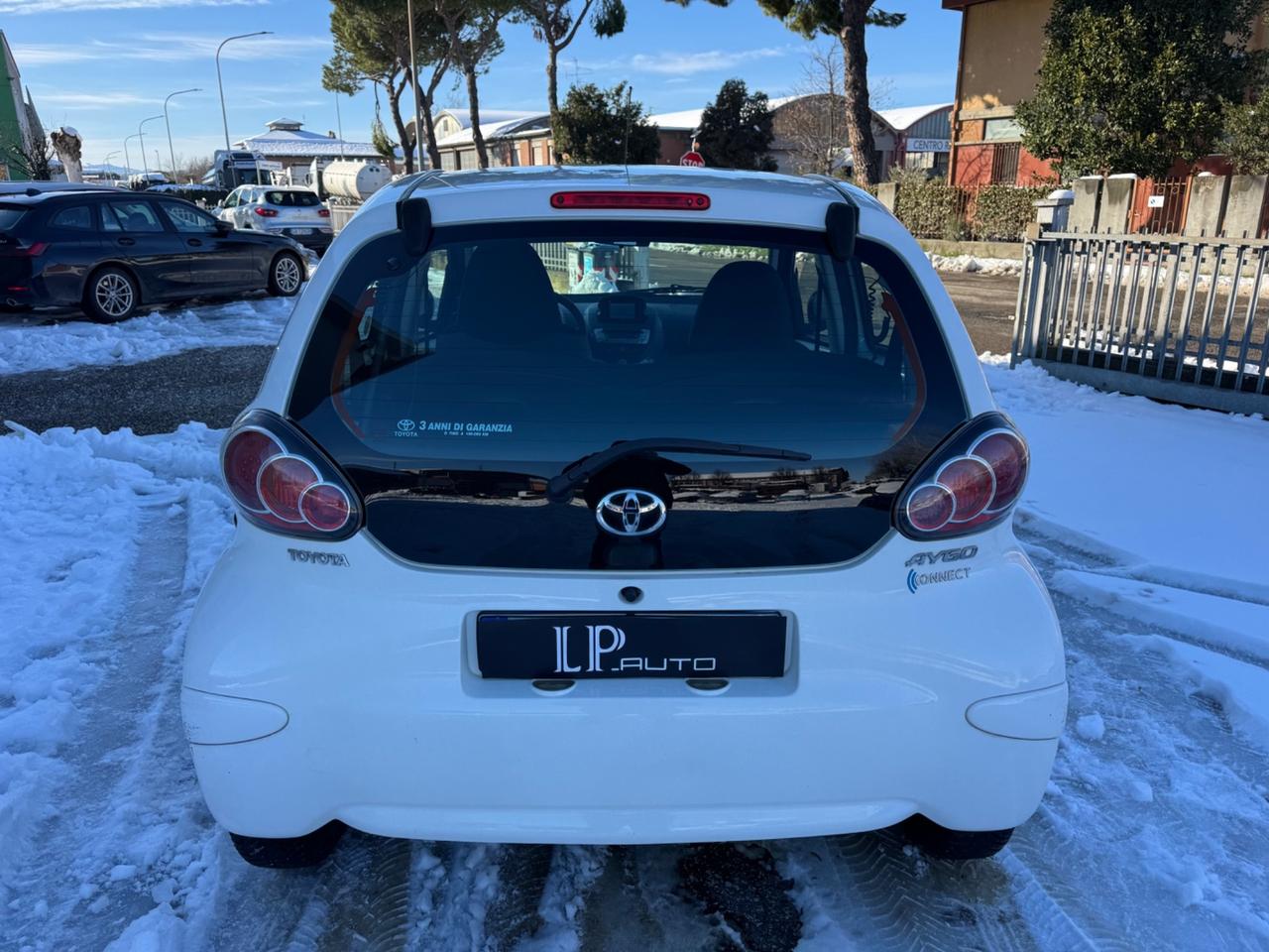 Toyota Aygo 1.0 12V VVT-i 5 porte Now Connect