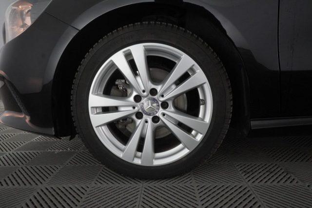 MERCEDES-BENZ A 180 A 180 Sport