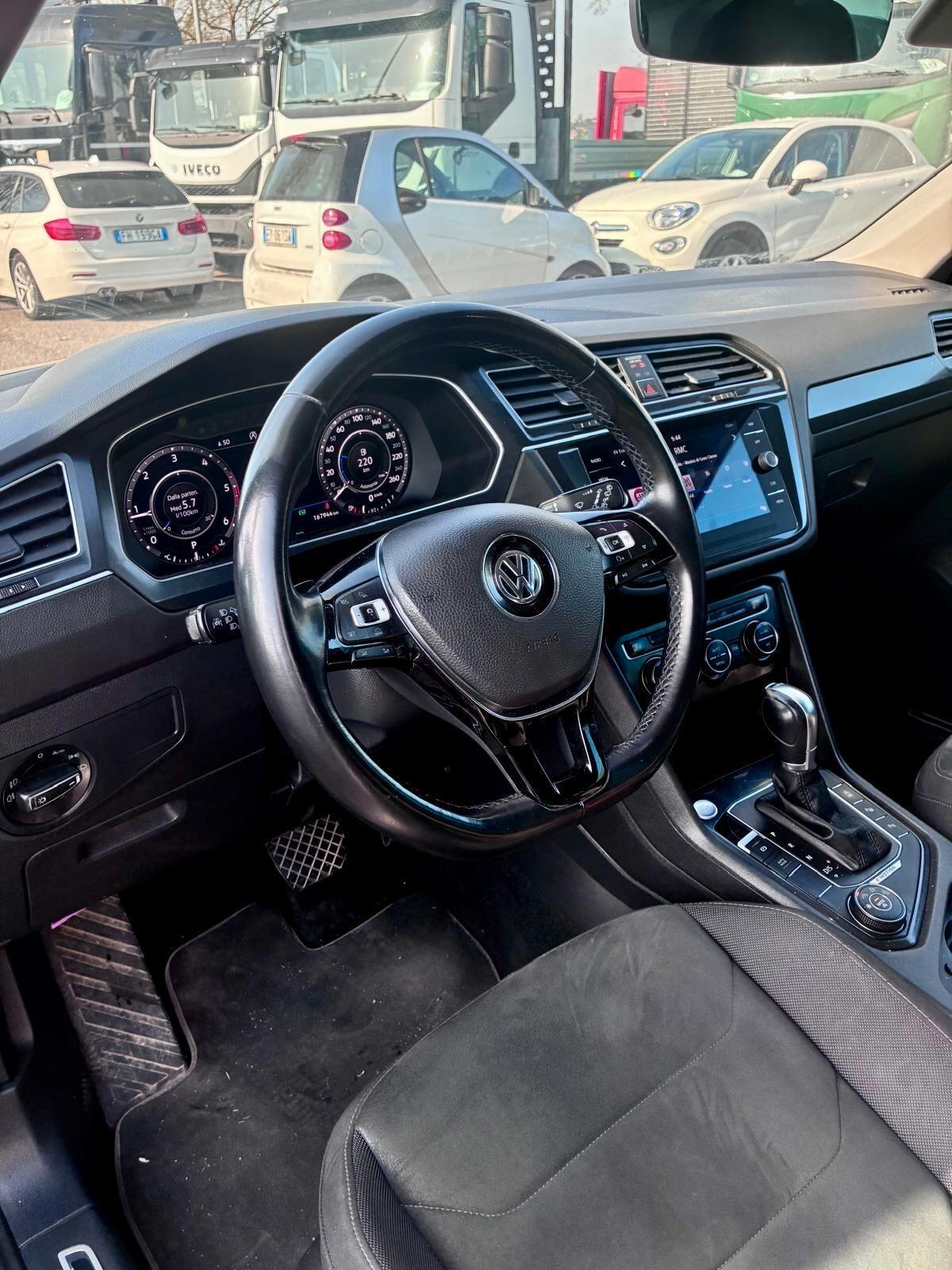 Volkswagen Tiguan 2.0 TDI SCR 4MOTION R Line