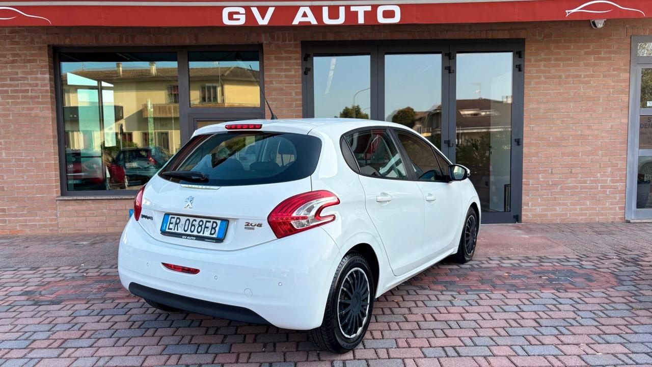 Peugeot 208 1.6 HDi 92CV 5 porte