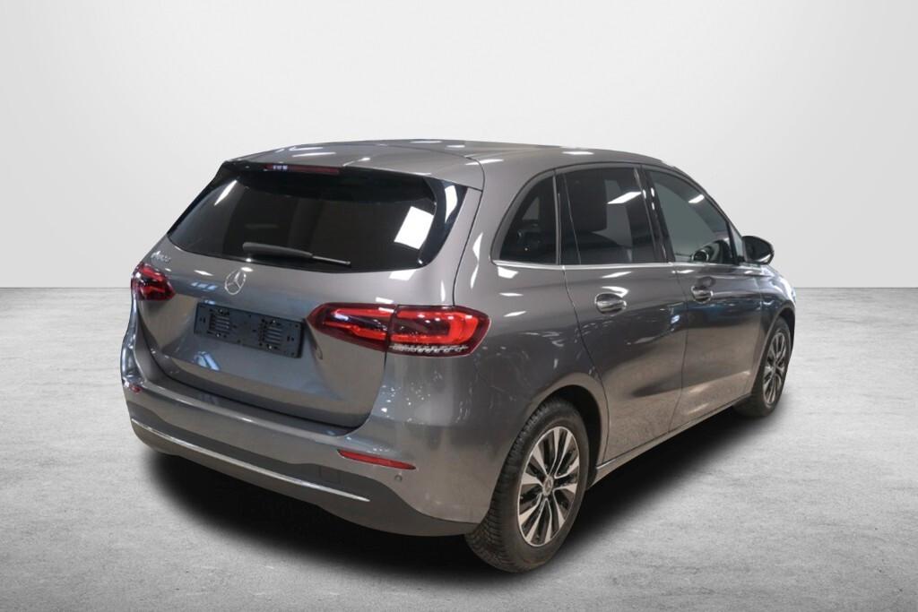 MERCEDES-BENZ B 180D 115CV 6M. BUSINESS SOLUTION ( FARI LED - PELLE - CRUISE - NAVI PREMIUM - PARK ASSIST - TELECAMERA POST. )