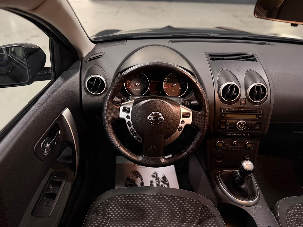 Nissan Qashqai Qashqai+2 2.0 dCi DPF Acenta 7 POSTI