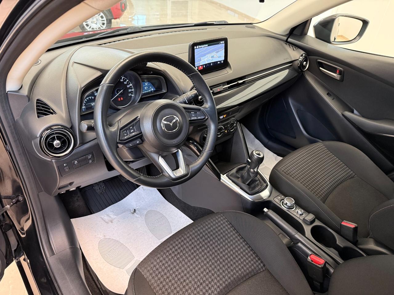 Mazda 2 1.5 75cv Skyactiv-Technology