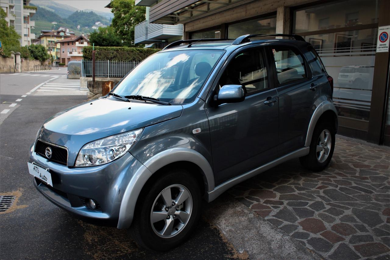 Daihatsu Terios 1.5 4WD SX O/F 44.000 km