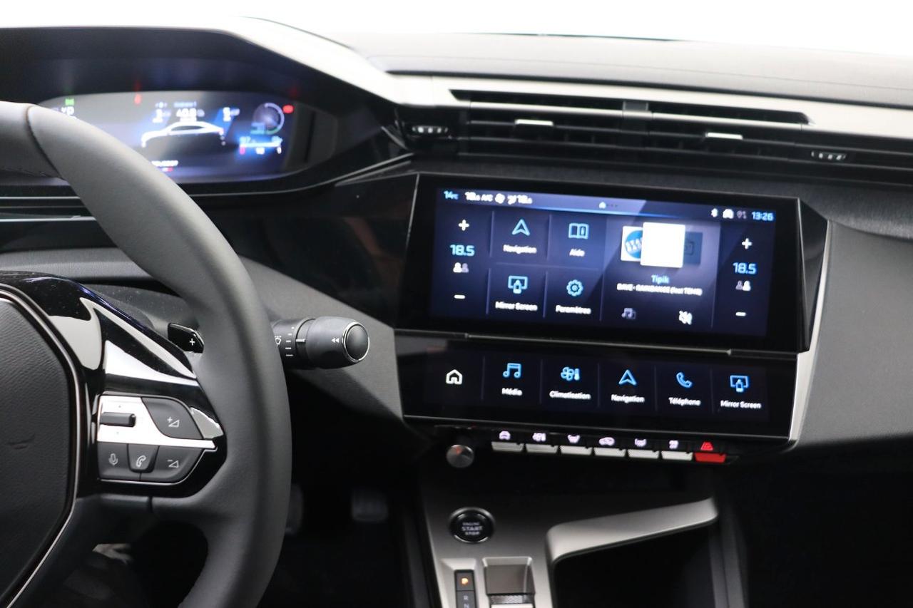Peugeot 408 58,2 kWh Allure 214cv