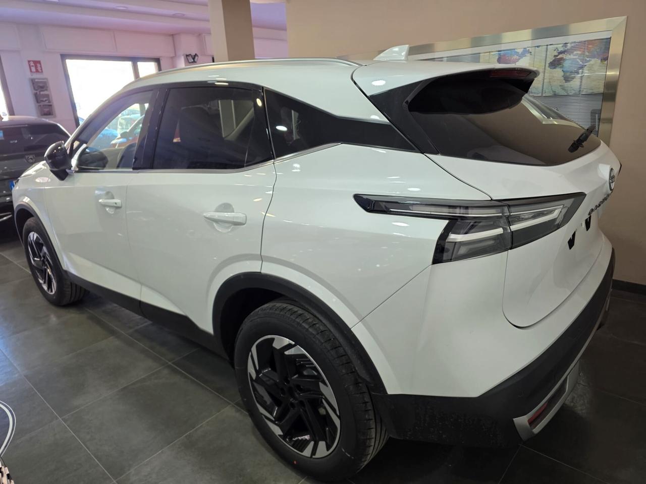 Nissan Qashqai MHEV 140 CV N-Connecta NUOVA DA IMMATRICOLARE