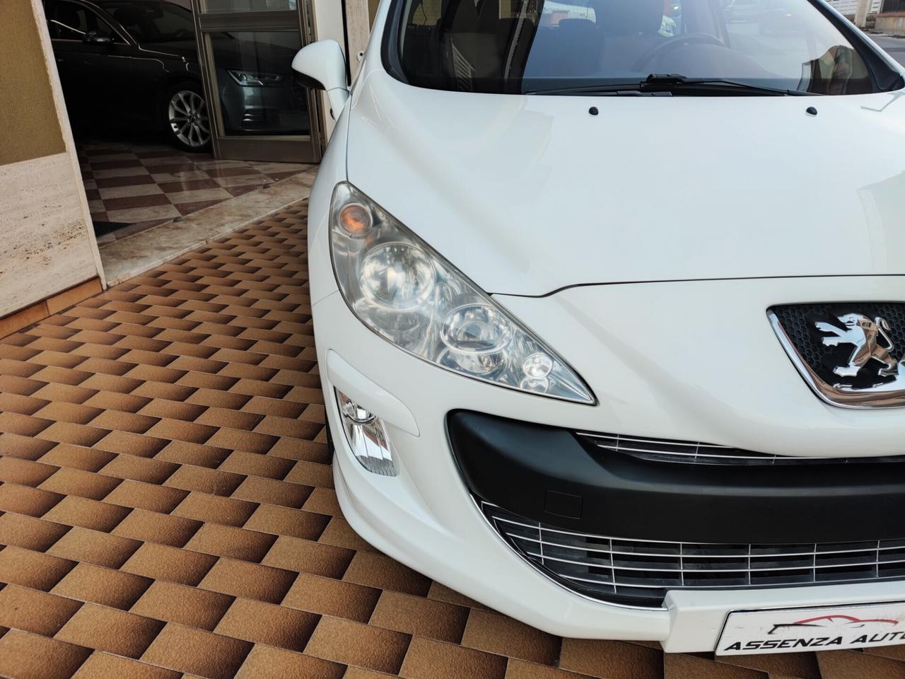 Peugeot 308 1.6 HDi Feline FULL