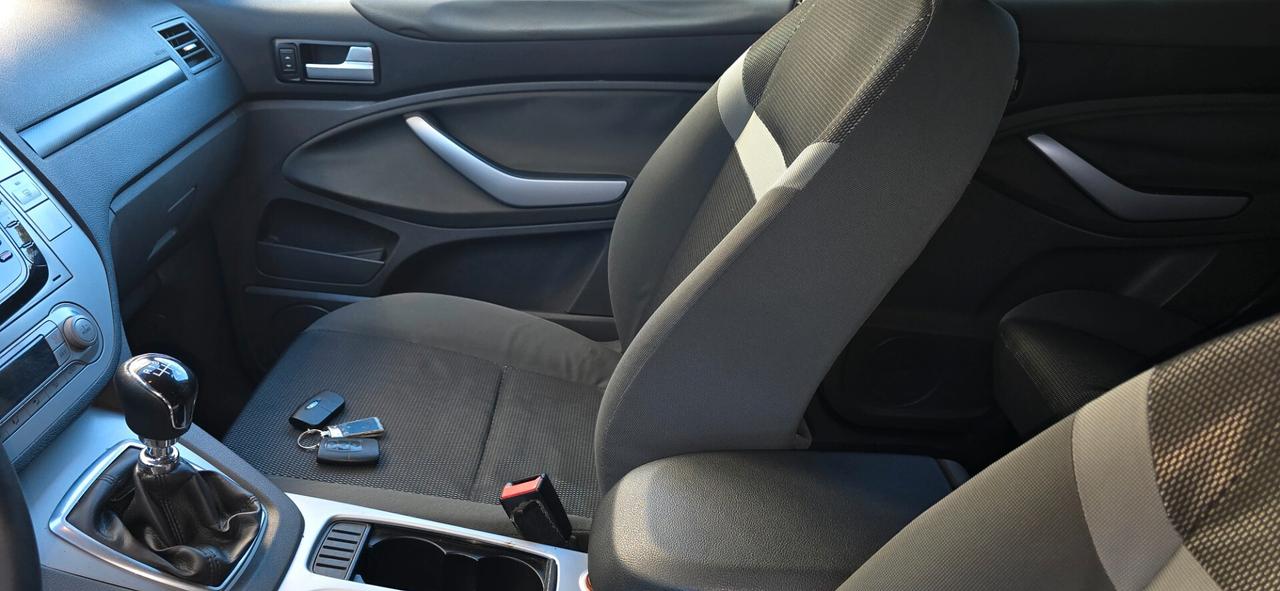 Ford Kuga Kuga+ 2.0 TDCi 140 CV 2WD DPF