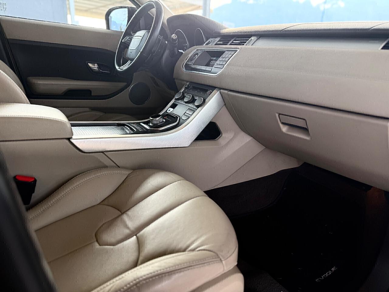 Land Rover Range Evoque 2.2 TD4 5p. Prestige *PELLE TOTALE