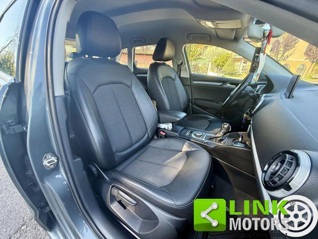 AUDI A3 Sportback S TRONIC AMBITION